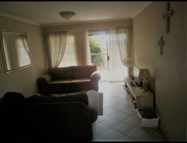 2 BEDROOM APARTMENT FOR SALE IN FAERIE GLEN